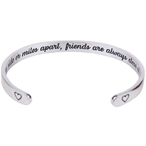 Friend Gifts for Women Funny Small Gifts for Women Best Friend Birthday Female Friendship Gifts for Women Friends Bestie BFF Sister Woman Her - Fun Hidden Message Bracelet